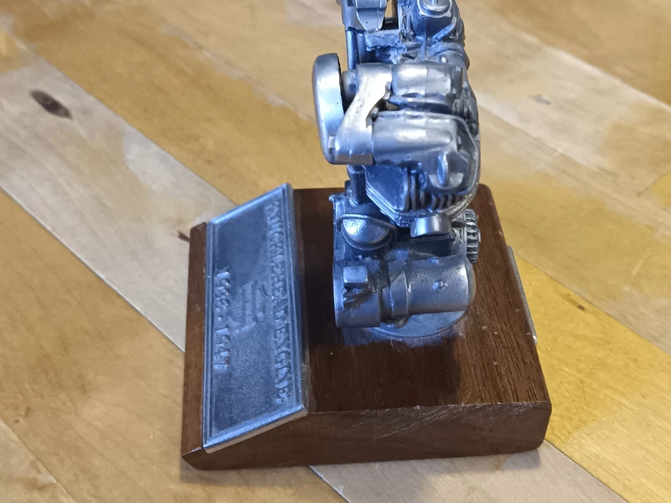 Harley Davidson - Motor Modell Knucklehead-ORIGINAL-Nr. 06.000/10.000 in OVP !!! - Bild 2 von 4