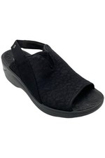 BZees Women's Dakota Sandal Black