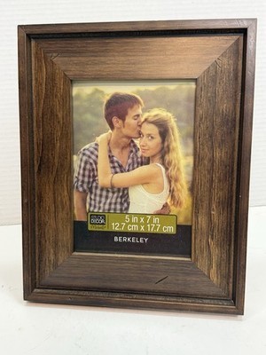 New Studio Decor Wooden Walnut 5 X 7 Standing Photo Picture Frame Michael s