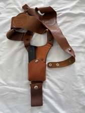 Bianchi leather Tuxedo shoulder holster 9mm dual magazine pouch NEW!