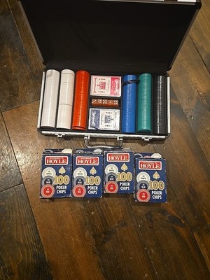700 PIECE Poker Chips Set in aluminum case & dice! Mix Lot Some Open/unopened 