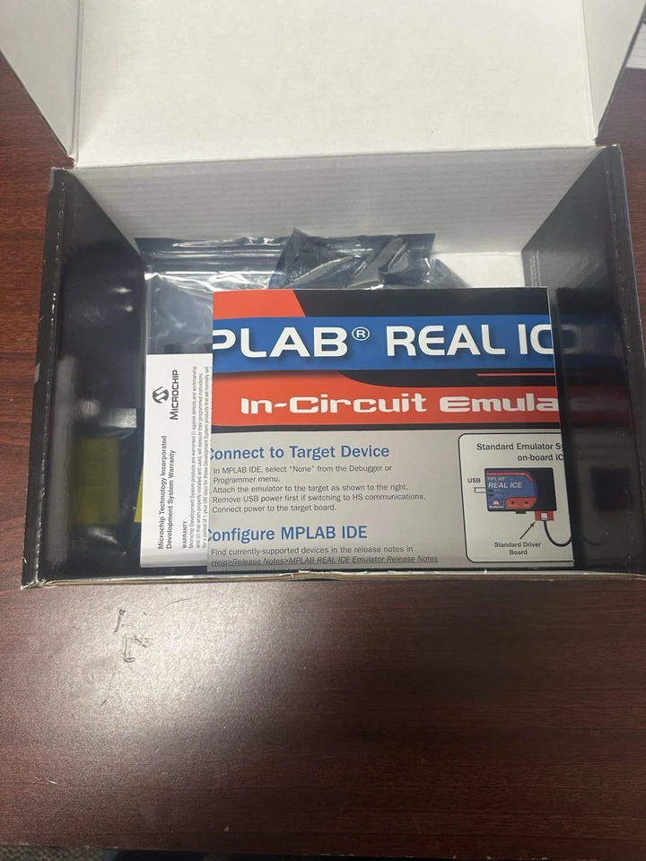 Microchip MPLAB Real Ice Programmer/Debugger Complete Kit DV244005 - Image 4 of 4