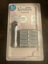 Gillette Venus Female Intimate Grooming Razor, 1 Handle + 8 Cartridges