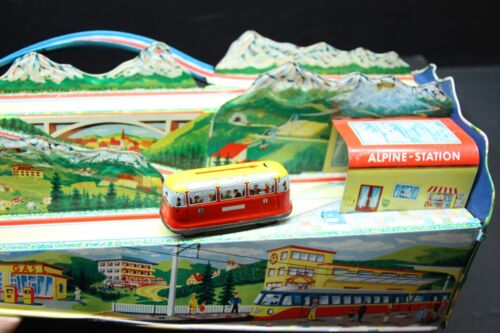 Vintage 1953 Ohio Art Tin Lithograph "Alpine Station" WIND-UP TRACK TOY w/Bus - Picture 20 of 24