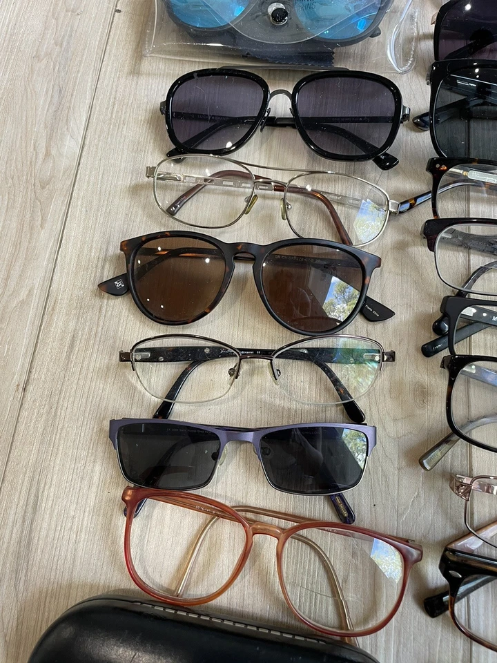 Lote de 40 Anteojos Fossil, Scojo, Banana Republic, Lucky Brand, RL y Otros Foto 4 de 4