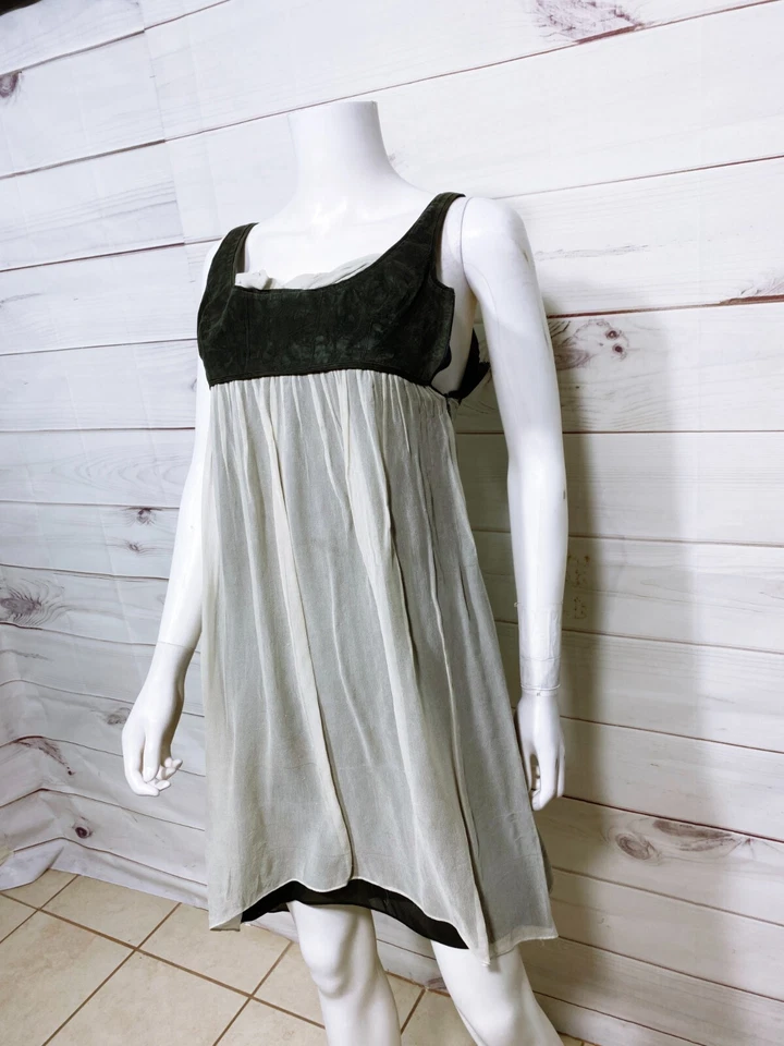 Vestido para mujer To The Max Talla S Gris Cuello redondo Sin mangas Cremallera lateral 100% seda Foto 3 de 4