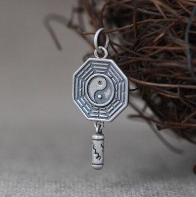 I05 Pendant Yin Yang Symbol Ba Gua Oracle Sign I Ching Sterling Silver 925 