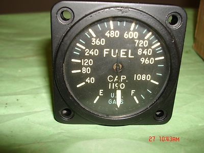 vintage warbird fuel capacity guage ,the liquidmeter corp new an-g-19