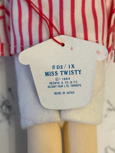 1964 HOLIDAY FAIR Ltd. Toronto DOLL "Miss Twisty" Original Tag Vintage - Foto 5 di 6