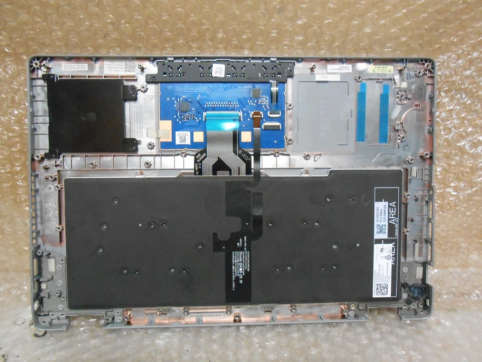 OEM DELL LATITUDE 5400 CHROMEBOOK 14" PALMREST TOUCHPAD KEYBOARD 2V07W 02V07W - Image 2 of 3