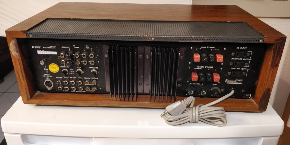 Luxman L-309 Solid State Stereo Integrated Amplifier (1975 Luxman L-309 Solid State Stereo Integrated Amplifier (1975