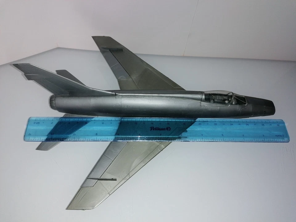 Monogram? F-100 Super Sabre modellino di plastica no box vintage - Immagine 3 di 4