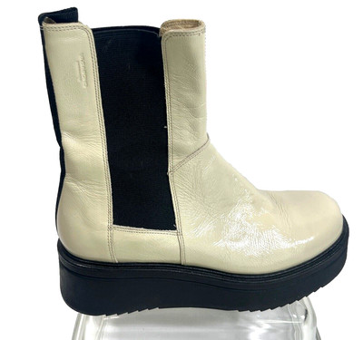 Vagabond Womens Ivory Patent Platform Chelsea Boots Size 9 US 39 EU Mid Calf