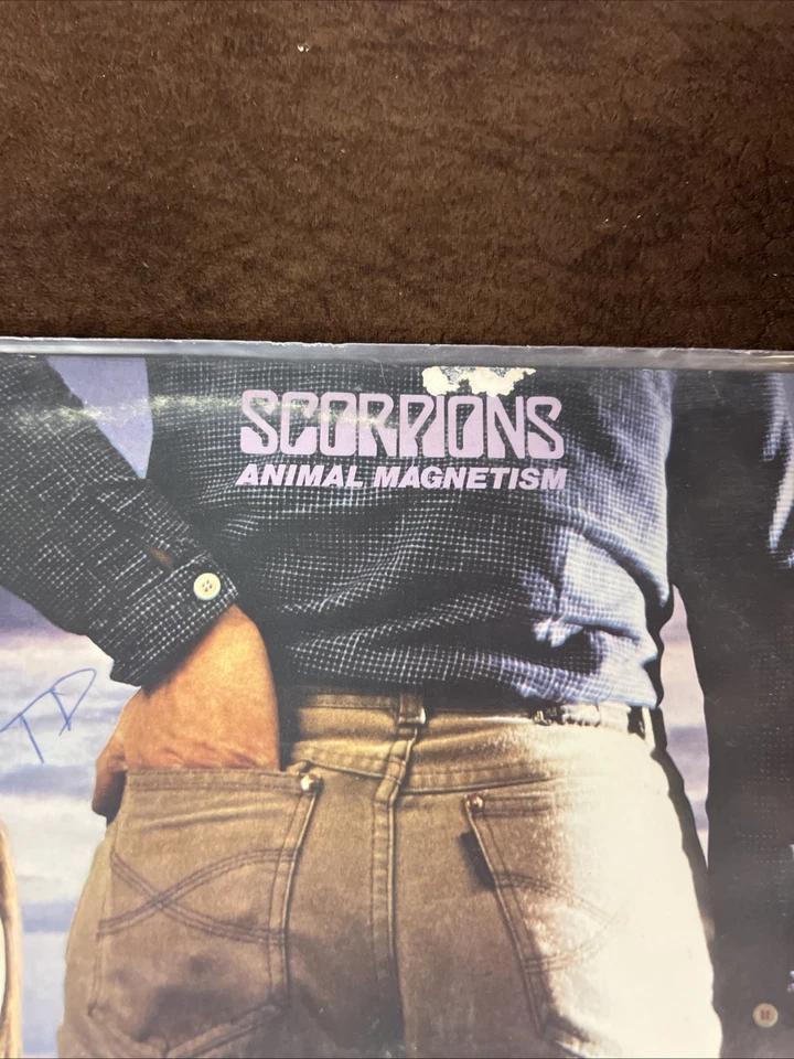 Scorpions Animal Magnetism Vinyl Record from 1980 "The Zoo classic hit" - Image 2 of 4