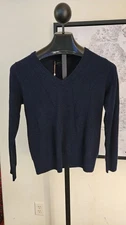 NWT Quince Women's Size S V Neck Mongolian Cashmere Sweater True Navy