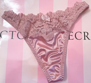 Nwot Victoria S Secret S Pink Lace Second Skin Satin Vintage Rare Thong Panties Ebay