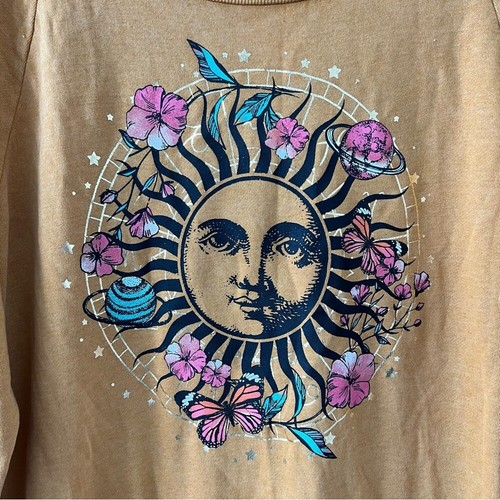 NWT Pretty Rebel Orange Sun Floral Graphic Pullover Sweatshirt Size 1X Zodiac - Picture 2 of 4