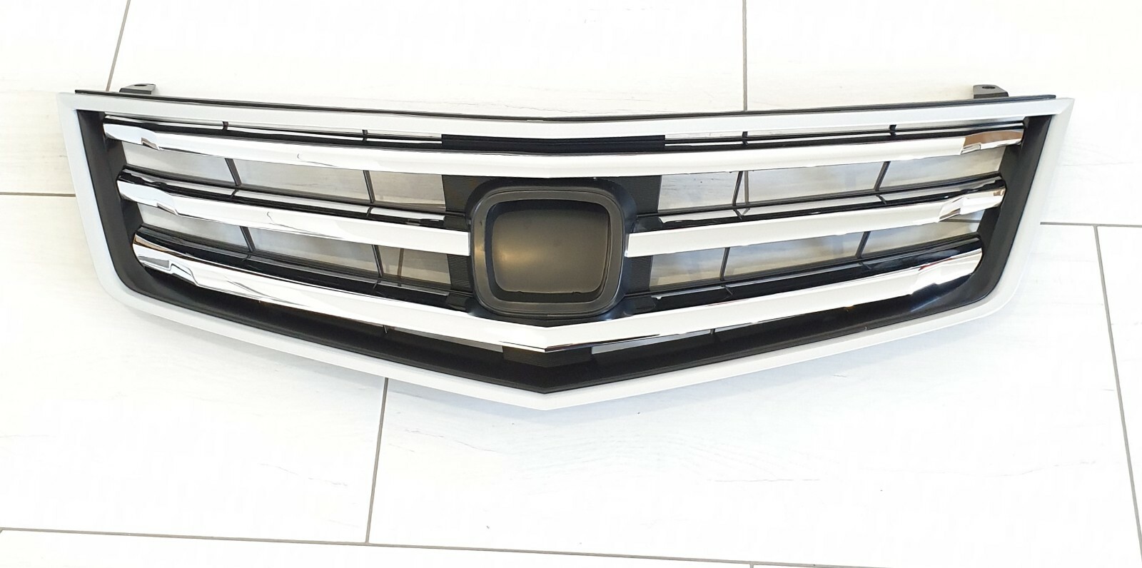 Grille avant chromée de haute qualité pour pare-chocs central Honda Accord 2008-2011