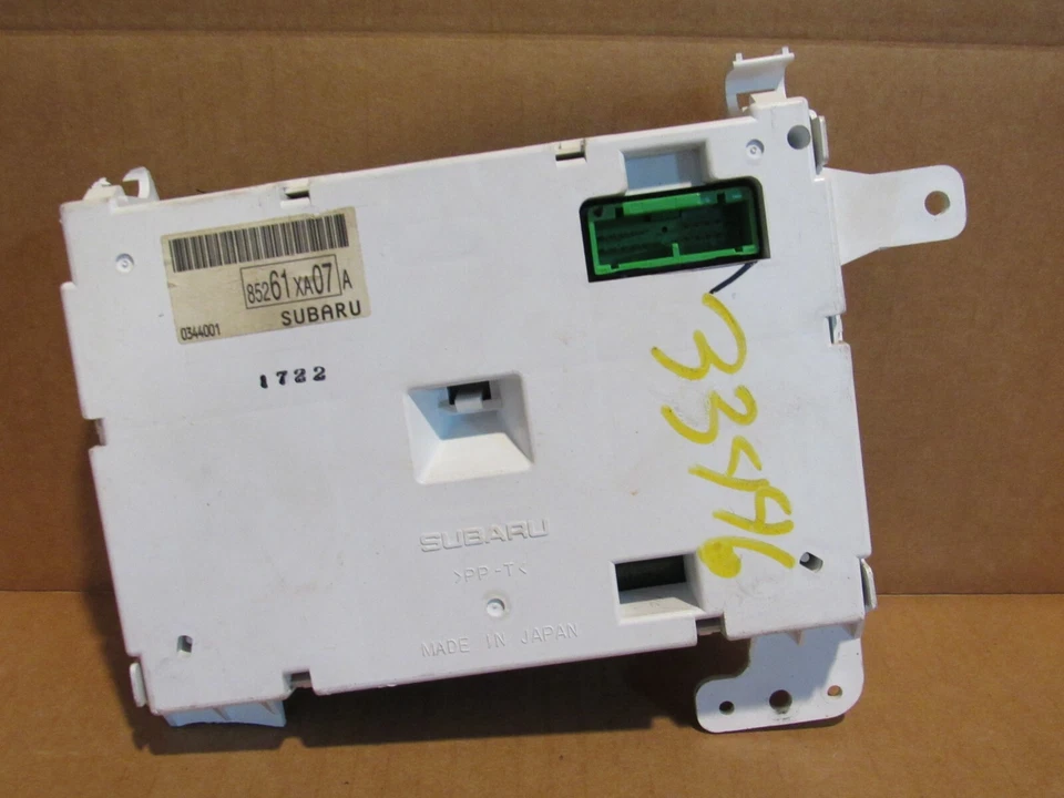 Subaru Tribeca 2012 pantalla de visualización de información 85261XA07A OEM *Dos pestañas rotas* Foto 2 de 4