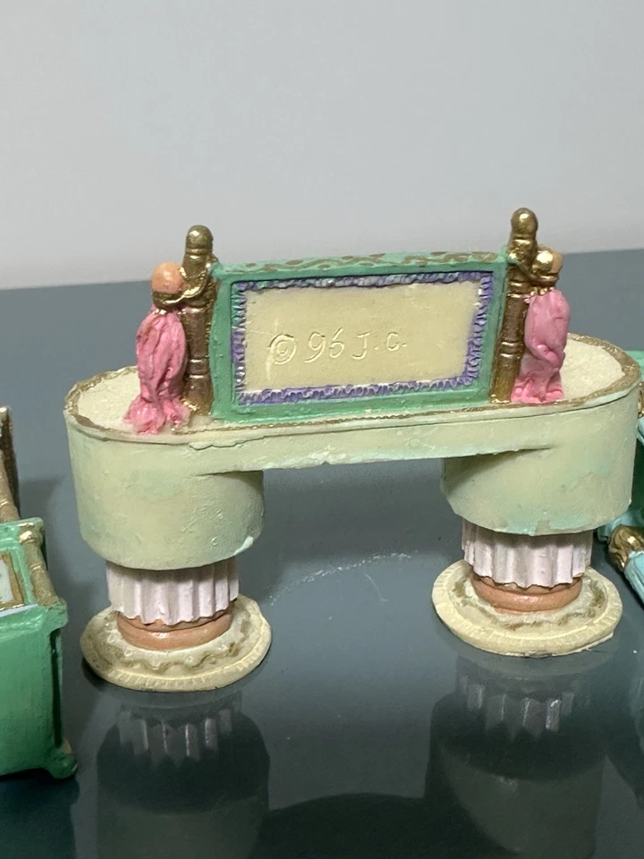 Vintage 90s Hand-painted Dollhouse Set Victorian French - Image 3 of 4