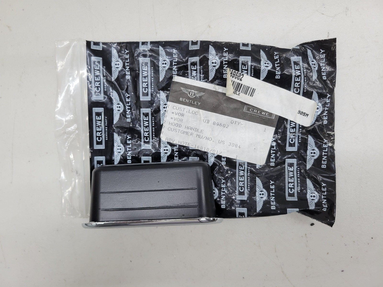 Rolls Royce / Bentley HOOD HANDLE UB89602