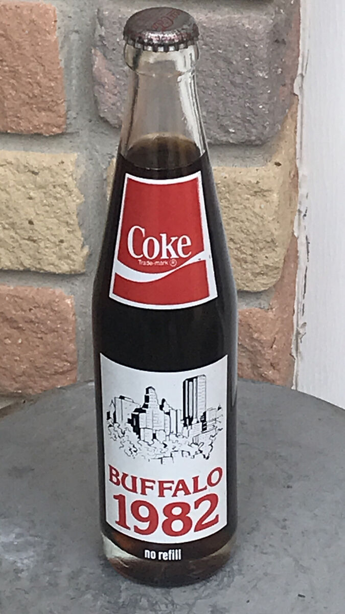 10 Oz Vintage 1982 Coca Cola Commemorative Bottle Buffalo NY 10 Oz Vintage 1982 Coca Cola Commemorative Bottle Buffalo NY