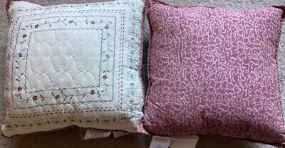 New home classics Nora Quilted Bedspread Pillow 16'' x 16'' MSRP $59.99