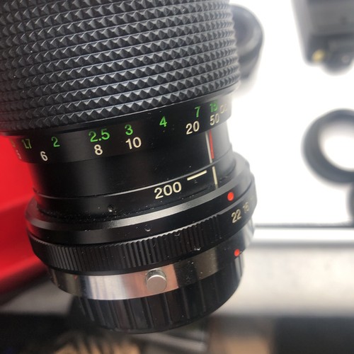 Vivitar 80-200 1:40 Macro Focusing Lens 28MM 1:2.8 Wide Angle Bundle CX 115 Flas - Picture 6 of 24
