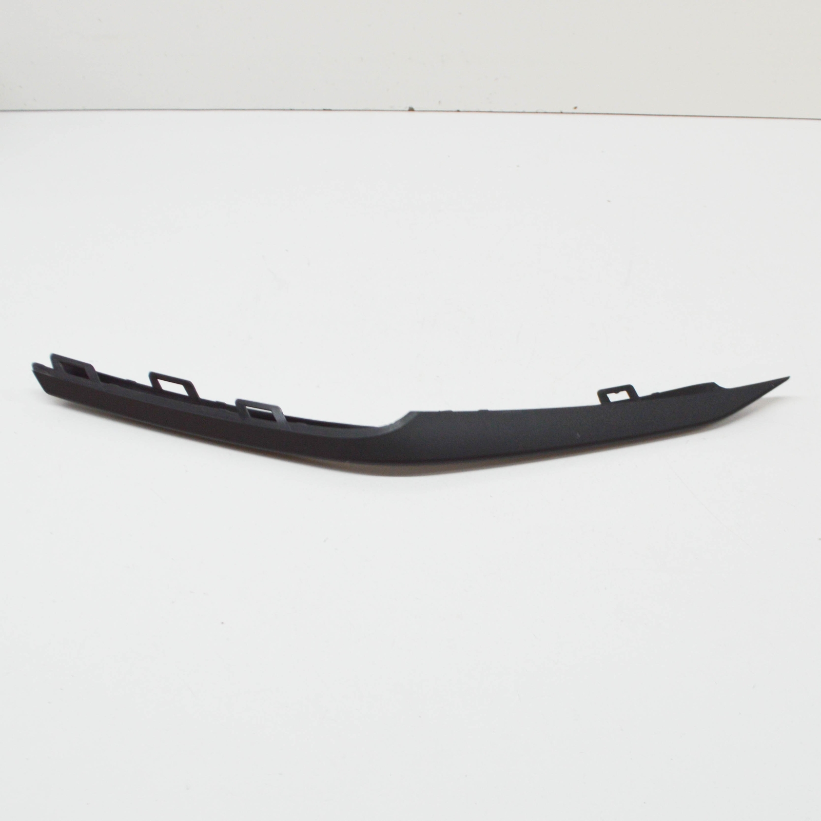 FORD FOCUS MK4 C519 Front Bumper Left Trim Bezel 2220474 NEW 