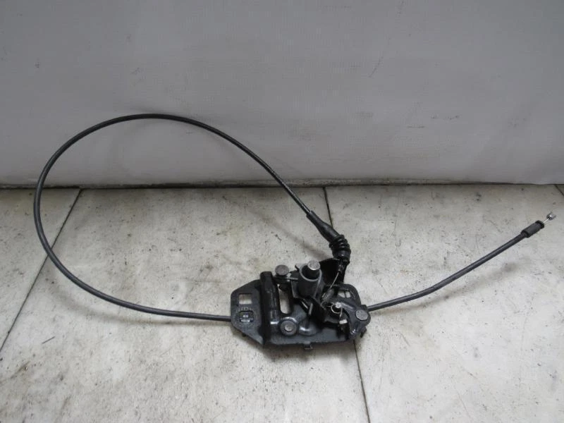 Trava do capô Ford Fusion 2014 - Imagem 3 de 4