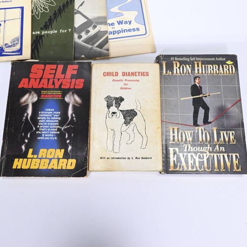 Lot of 11 L. Ron Hubbard Scientology Books - Picture 18 of 23