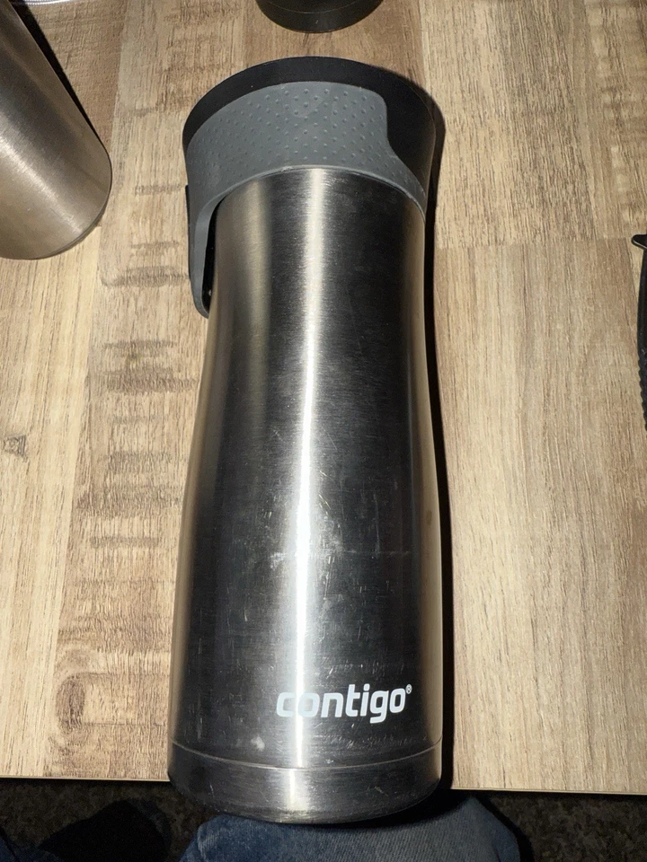 Taza de viaje Contigo Snap Lock Foto 2 de 3