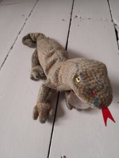 TY Beanie Babies Scaly the lizard with tag