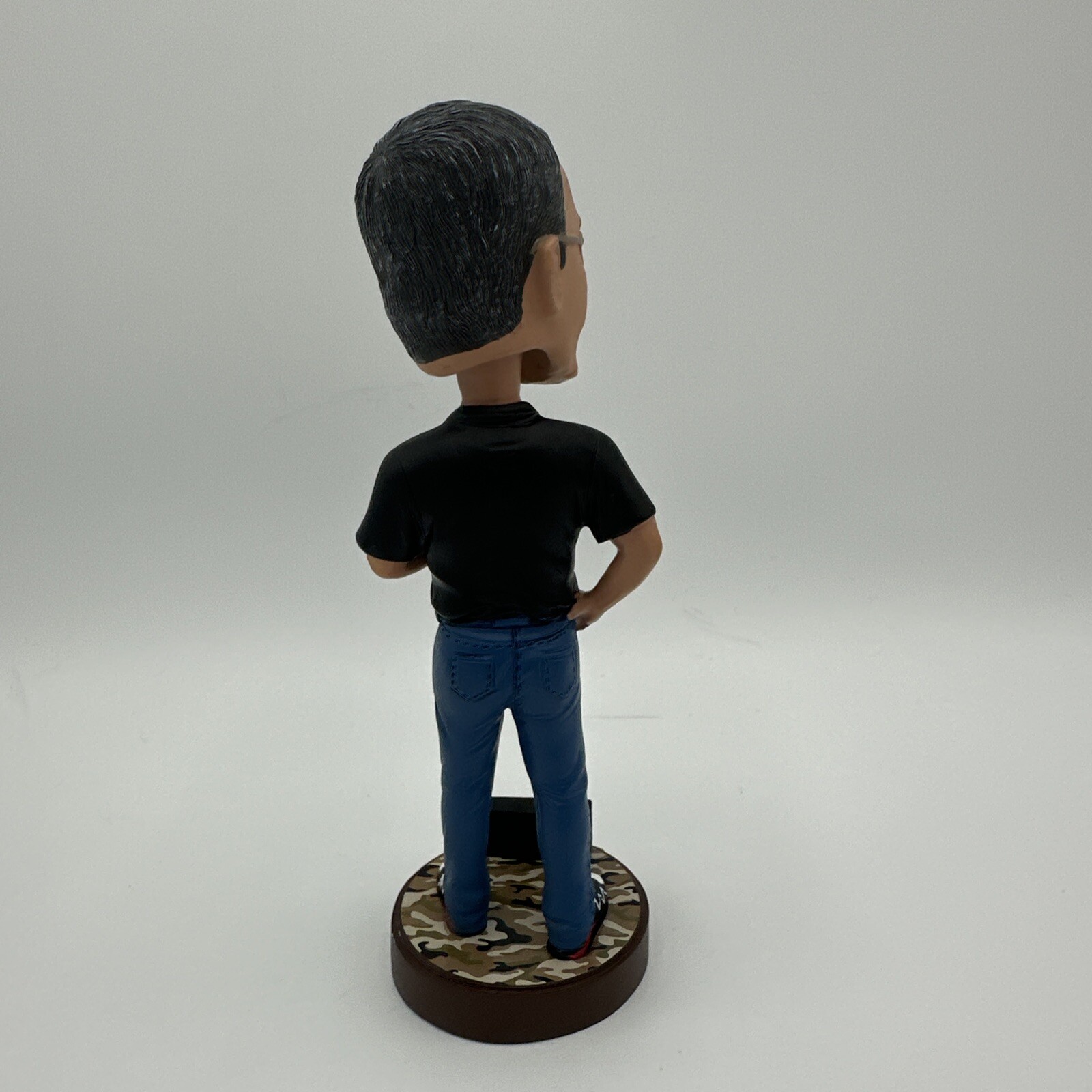 Picture 4 of 6