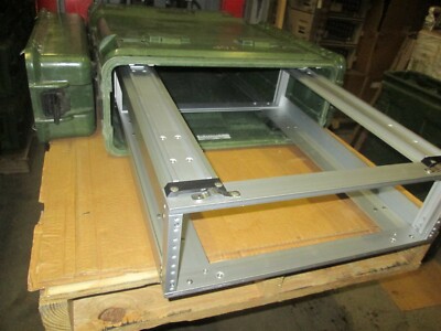 Rackmount 03U x24 Slide Out General Dyn Composite Shock Mount DAMAGED Rack Case 
