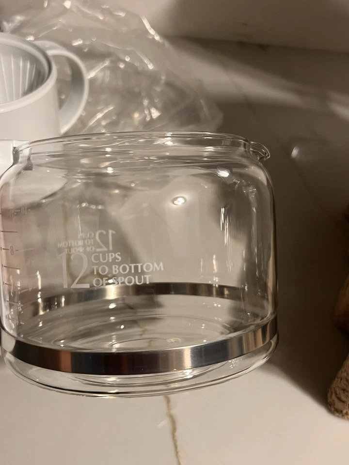 NEW IN BOX Gevalia C-59A Dual Double Coffee Maker With Carafes White C59A C59 A - Image 3 of 4