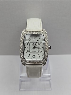 Nolan Miller Women\'s Watch Crystal Bezel and White‎ Leather Band Fresh Battery Nolan Miller Women main image 4