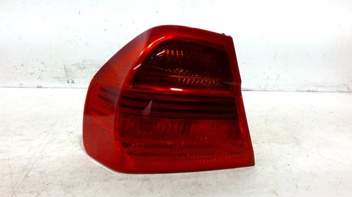 BMW 3 Series Rücklicht links außen 2005-2007 6937457 N46-B20B