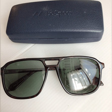 NEW  on the Fly POLARIZED Quay Australia Brown Sunglasses with Green Lenses