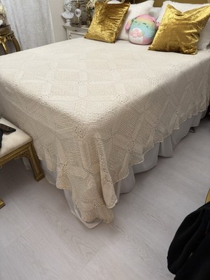 Handmade Crochet Queen Size Blanket   Vintage Lace Pattern, Ivory Bedspread