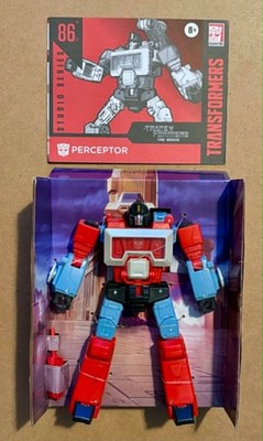Transformers Studio Series 86 86-11 Deluxe Class Perceptor Figure SEALED NO BOX