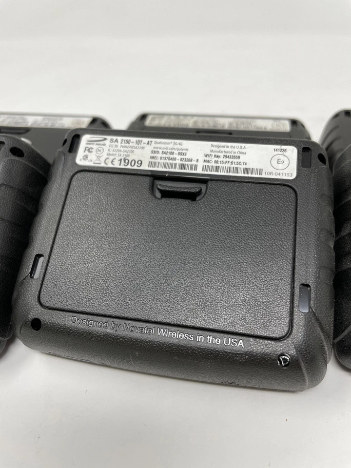 Lot of 6 Novatel Wireless SA 2100-10T-AT MiFi Hotspot Router AT&T TELUS Untested - Image 2 of 4
