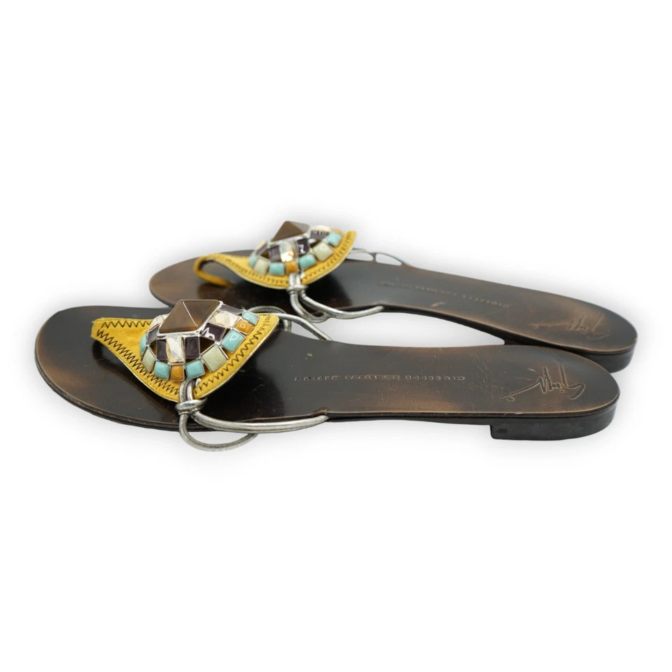 Sandalias de tanga para mujer GIUSEPPE ZANOTTI marrón adornadas con joyas talla 39 precio de venta sugerido por el fabricante 750 USD Foto 4 de 4