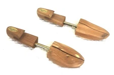 10" TO 12" ADJUSTABLE RED CEDAR DRESS SHOE FORM HOLDER INSERTS