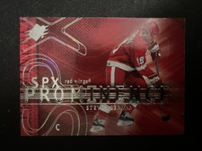 2000-01 Upper Deck SPx #86 Steve Yzerman Detroit Red Wings NrMt