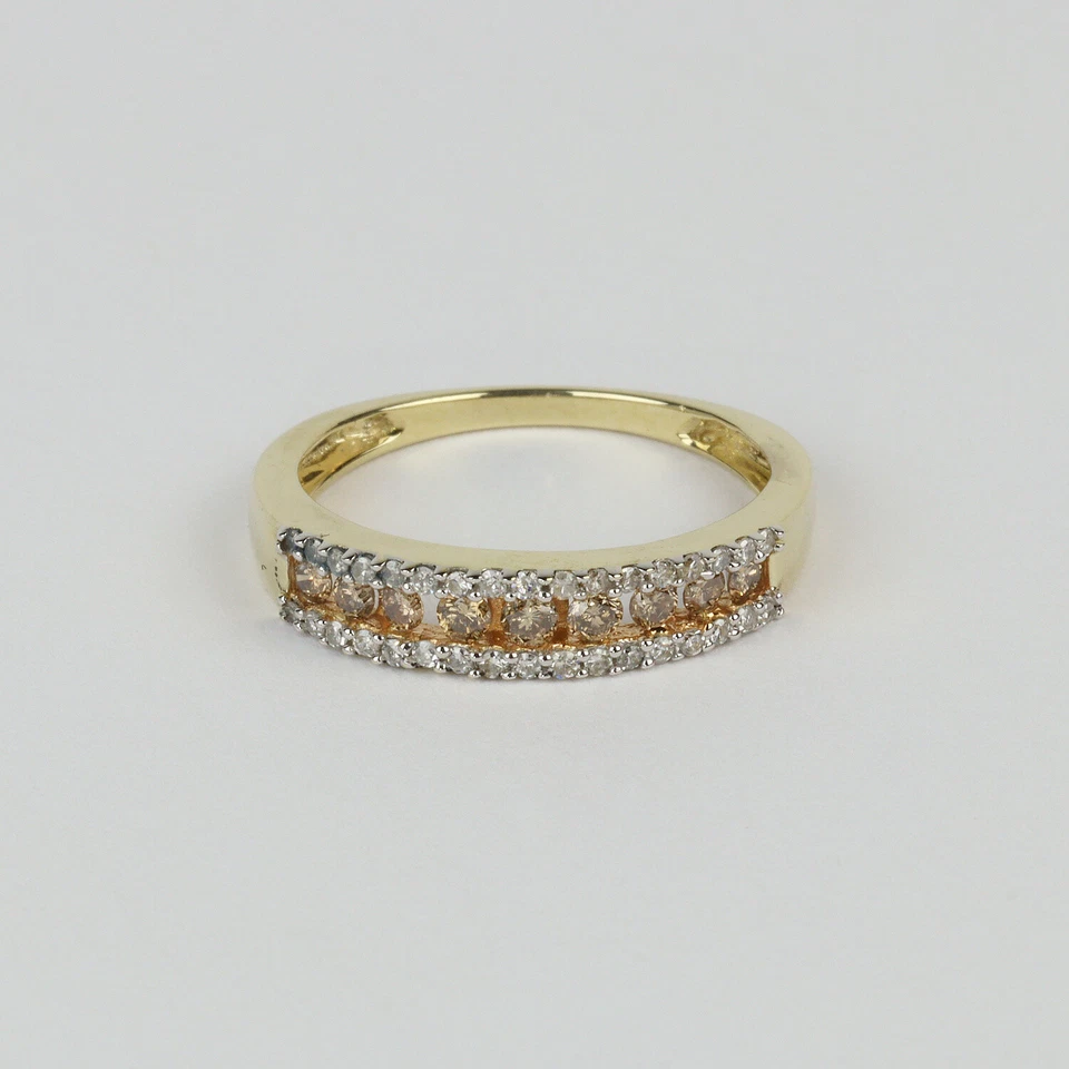 Pretty 10k Yellow Gold, Champagne/Clear Diamond Women's Band Ring Size 7.75 - Image 2 of 2
