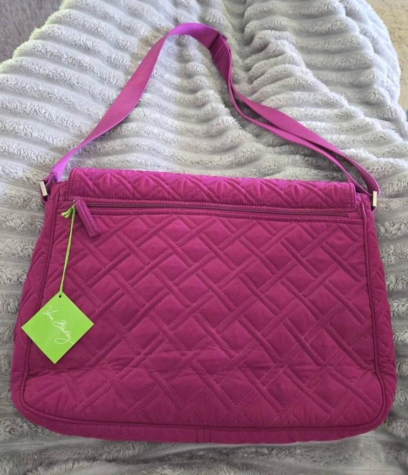 Vera Bradley Plum Quilted 16" Laptop Bag Messenger Computer Travel NEW WITH TAGS - Image 2 of 4