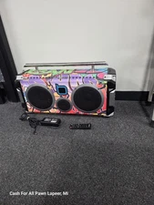 BUMPBOXX Flare8 Pro Graffiti Bluetooth Boombox Speaker TWS