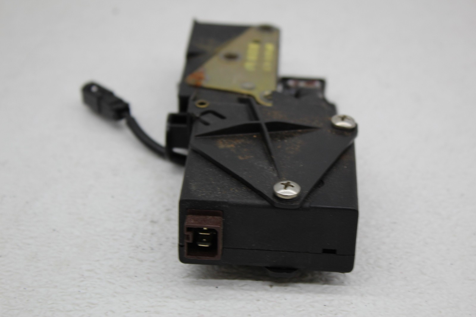 99-01 FERRARI 456 M TAIL GATE TRUNK LOCK ACTUATOR MODULE