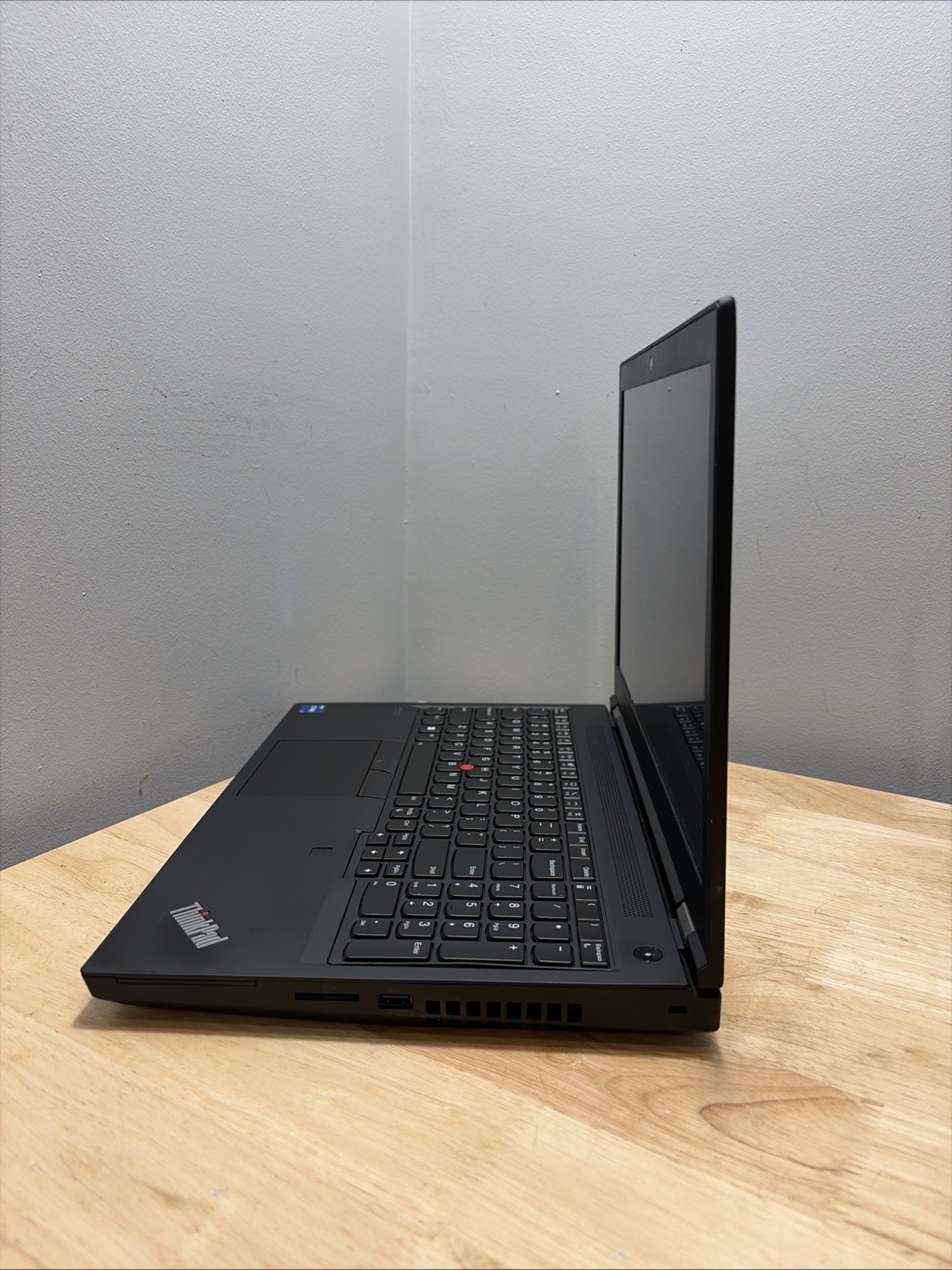 Lenovo ThinkPad P15 Gen 2i, 16-Inch Laptop, with Intel Core i7-11800H, 1 TB SSD (Solid State Drive), Windows 11 Pro